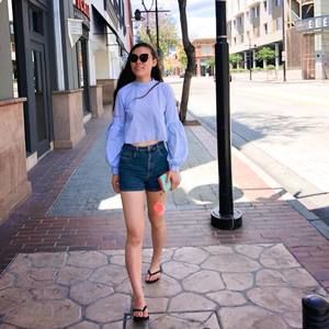 Meet your Posher, Jasmin